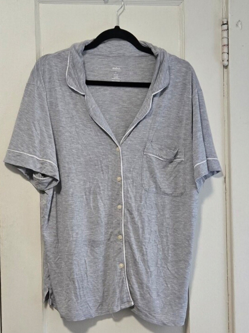 Auden Light Gray Short-Sleeve Button-Up Pajama Set with White Piping